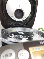 Nồi cơm điện cao tần IH Zojirushi NP- GG05 0.54 lít Nhật Bản 97% 2nd