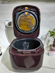 Nồi cơm điện cao tần áp suất chính hãng Zojirushi NP-YT18 1.8L nội địa Nhật Bản