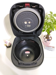 Nồi cơm điện cao tần áp suất Tiger JPC-B100 1.0 lít màu đen sản xuất 2016 - bảo hành 12 tháng