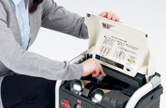 Máy phát điện bằng khí gas Có quai kéo và bánh xe chính hãng Honda EU9iGB 900VA Nội địa Nhật