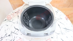 Nồi cao tần áp suất hút chân không Toshiba RC-10VXC 1.0L nội địa Nhật 2nd 95%