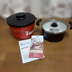 Nồi ủ Thermos KBJ-3002 UR màu đỏ cùng nồi trong và nắp kính