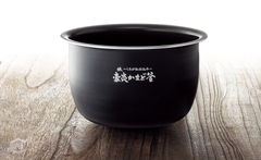 Nồi áp suất IH Zojirushi NW-PT10/18