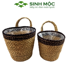 Giỏ hoa, giỏ trồng cây chất liệu cói có lót nilon Sinh Mộc - M1036