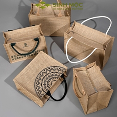 Túi đi biển, túi cói, túi cói vintage, họa tiết trống đồng và xương rồng, Sinh Mộc - M3604