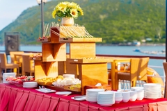 Du thuyền Nha Trang