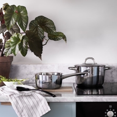 Nồi tay cầm OUMBÄRLIG