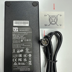 Adapter 12V 10A 120W CWT Channel Well OEM Thay Thế 12V 8.5A 102W Mean Well GSM120A12-R7B Connector Tip Size 4 Pin Mini Din For Màn Hình Y Tế Surgery Medical Monitor