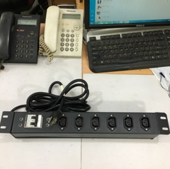 Thanh Phân Phối Nguồn Điện PDU Rack Mount 19 inch 1U 6 Way IEC C13 PDU MCB BHW-T4 C32 MITSUBISHI Công Suất Max 16A to NEMA 5-15P Plug Power Cord 3x2.08mm Length 2.5M