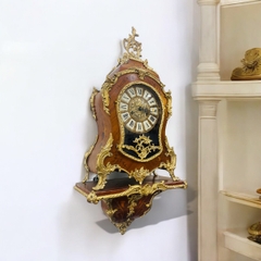 Đồng hồ Boulle treo tường phong cách Louis XVI gỗ óc chó, chi tiết đồng, khảm hoa gỗ thủ công (PVN 335)