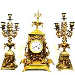 Bộ đồng hồ đồng chân nến hoa hồng