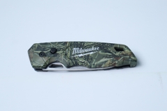 Dao gấp gọn camo MILWAUKEE 48-22-1524