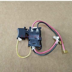 Công tắc M6901D Makita 632A38-9