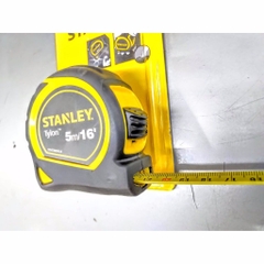 Thước cuộn Tylon 5.0m/16' Stanley STHT30696-8
