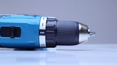 Máy khoan vặn vít dùng Pin (18V) Makita DF488DWAE