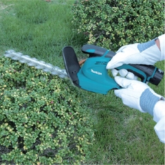 Máy tỉa hàng rào 200mm dùng pin 10.8V Makita UH200DZ (không pin sạc)