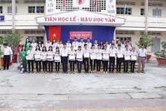 Trường THPT Trần Văn Thời - Trần Văn Thời