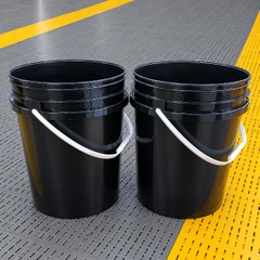 Xô Đựng Nước / Dung Dịch Rửa Xe 20L