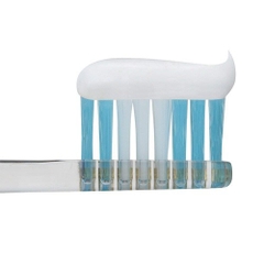 KEM ĐÁNH RĂNG LION DENTOR CLEAR MAX SPARE MINT 140G - 4903301186441