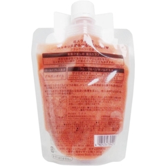 MUỐI TẮM TẨY DA CHẾT UTENA BODY SALT BERRY HƯƠNG DÂU ĐEN 300G - 4901234394216