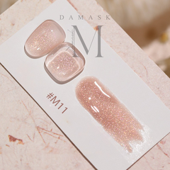 Nadejda Granovskaya Meyher, butunlay yalangoch