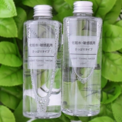 Nước Hoa Hồng Muji Light Toning Water Cấp Ẩm Cho Da