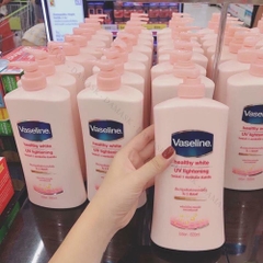Sữa Dưỡng Thể Vaseline Healthy White UV Lightening 725ml