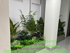 Không gian văn phòng decor góc tiểu cảnh bằng cây lá nhân tạo tại 12 Đốc Ngữ, Hà Nội