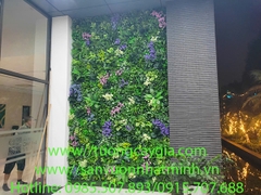 Tường cây điểm hoa tại sảnh khu nhà mẫu Hà Đô Charm Villas - An Thượng - Hoài Đức - Hà Nội