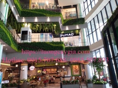 Hệ thống vách tường hoa lá tại Aeon mall Hải Phòng