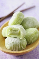 Bánh Mochi Yuki & Love vị Trà xanh hộp 210gr (6 bánh)