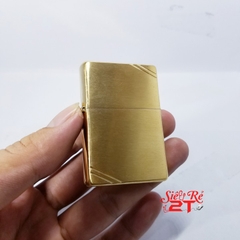 Zippo Vintage Brushed Brass 240 Chính Hãng - Zippo Vintage vàng xước chặc góc (Newbox)