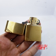 Zippo Vintage Brushed Brass 240 Chính Hãng - Zippo Vintage vàng xước chặc góc (Newbox)