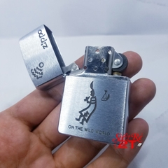 Zippo Mỹ IX la mã 1993 mộc ngược chrome phay xước chủ đề thổ dân (Used 90%)