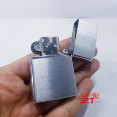 Zippo Mỹ IX la mã 1993 mộc ngược chrome phay xước chủ đề thổ dân (Used 90%)