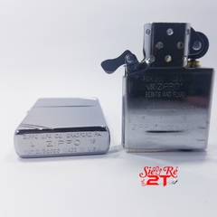 Zippo Vintage Brush Fin Chrome 230 - Zippo Chính Hãng Vintage Chrome xước chặt góc 2 mặt (Newbox)