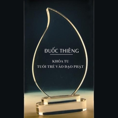 Cup pha lê - kỷ niệm chương mẫu 4