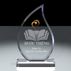 Cup pha lê - kỷ niệm chương mẫu 5