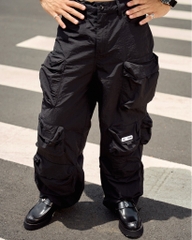 Insane® Cargo Parachute Pants - Black
