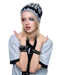 Insane® Vesper Beanie - Black