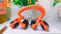 Massage cầm tay nhựa 4 bánh