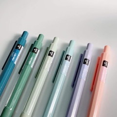 Bút Gel Đen Bấm Deli 0.5mm