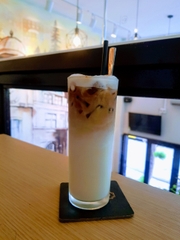 Bạc sỉu đá