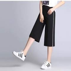 Quần Cullotes Lửng Sọc Hông GU