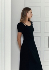 Đầm Midi Tay Ngắn Hobbs