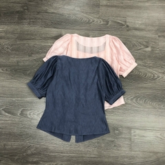 Áo Cổ Vuông Mixxo