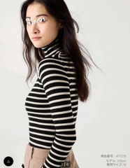 Áo Cổ Lọ Kẻ Ngang Uniqlo