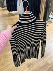 Áo Cổ Lọ Kẻ Ngang Uniqlo