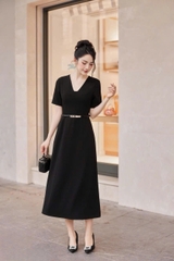 Đầm Cổ V Kèm Belt Vero