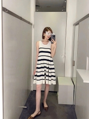 Đầm Sát Nách Dệt Kim COS